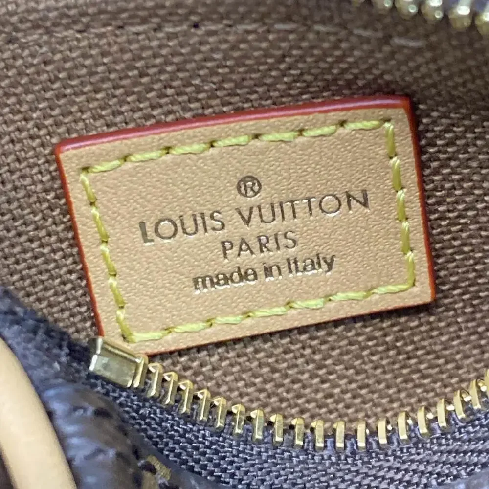Louis Vuitton Bijoux Sac Micro Speedy Monogram Bag Charm M00544